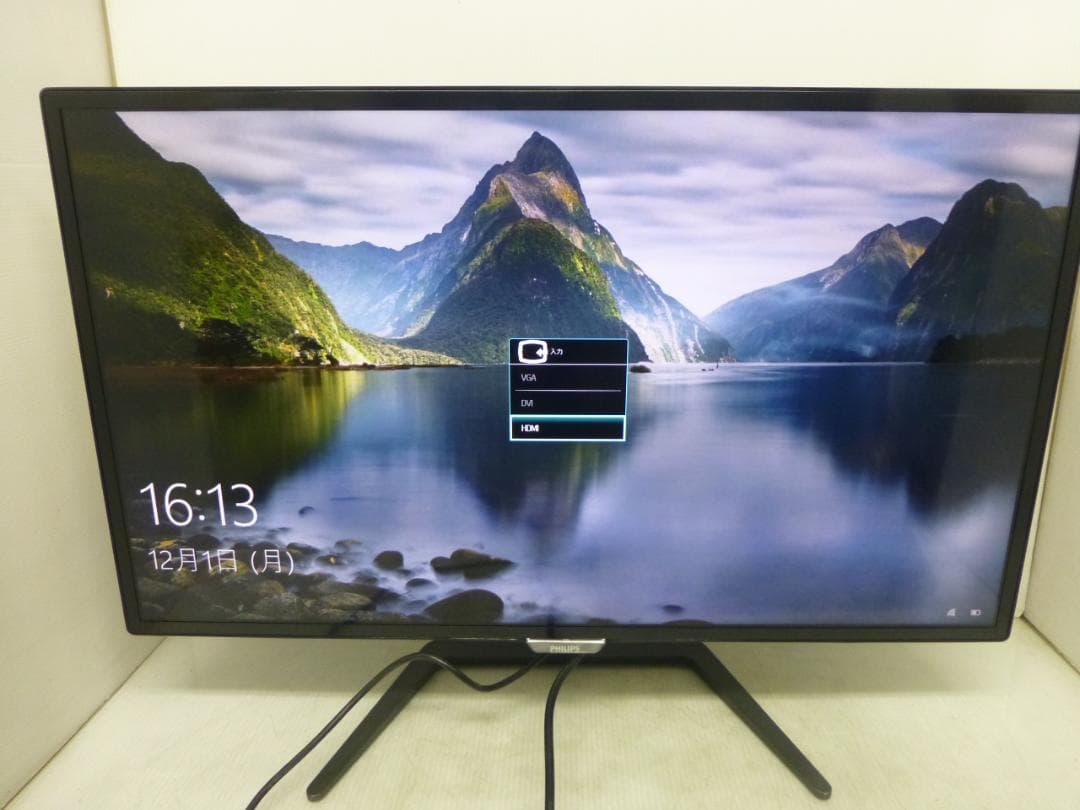 PHILIPS フィリップス 2018年製 31.5インチ 液晶モニター