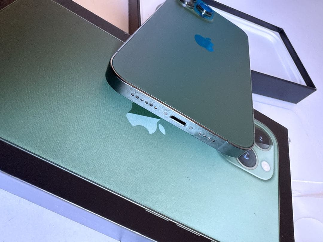 ゲエンさま256GB Apple iPhone13ProMax本体SIMフリー