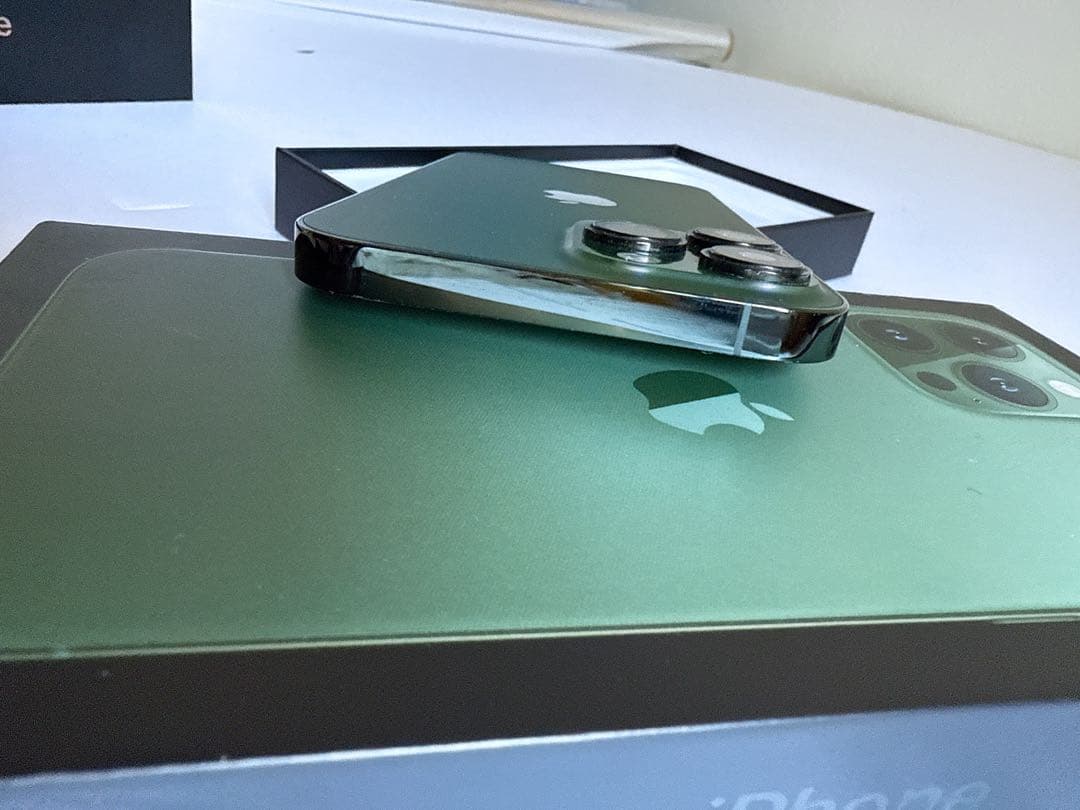 ゲエンさま256GB Apple iPhone13ProMax本体SIMフリー