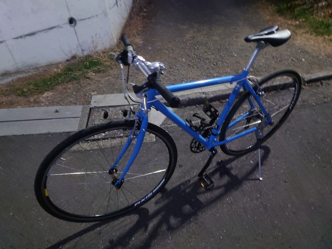 (引取り又はお届けご相談)WEEKEND BIKE 9速クロスバイク