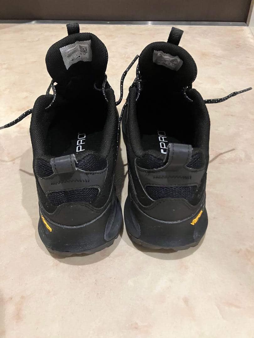 メレル MERRELL モアブスピード2 ゴアテックス ブラック