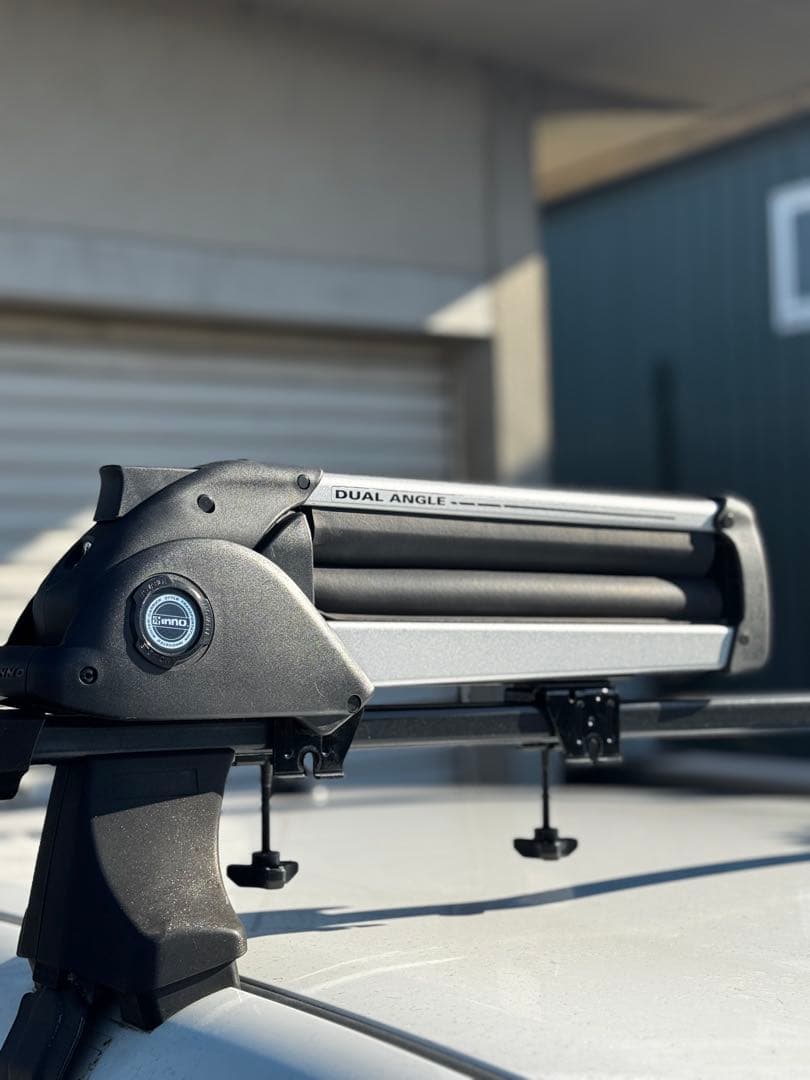 廃盤 希少品 INNO IN932スキー／スノーボード　斜め積みキャリア　鍵2本