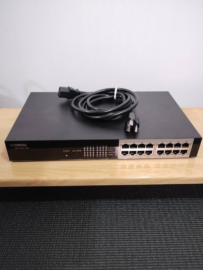 y*i様 Yamaha SWX2210-16G スイッチングハブ　（2