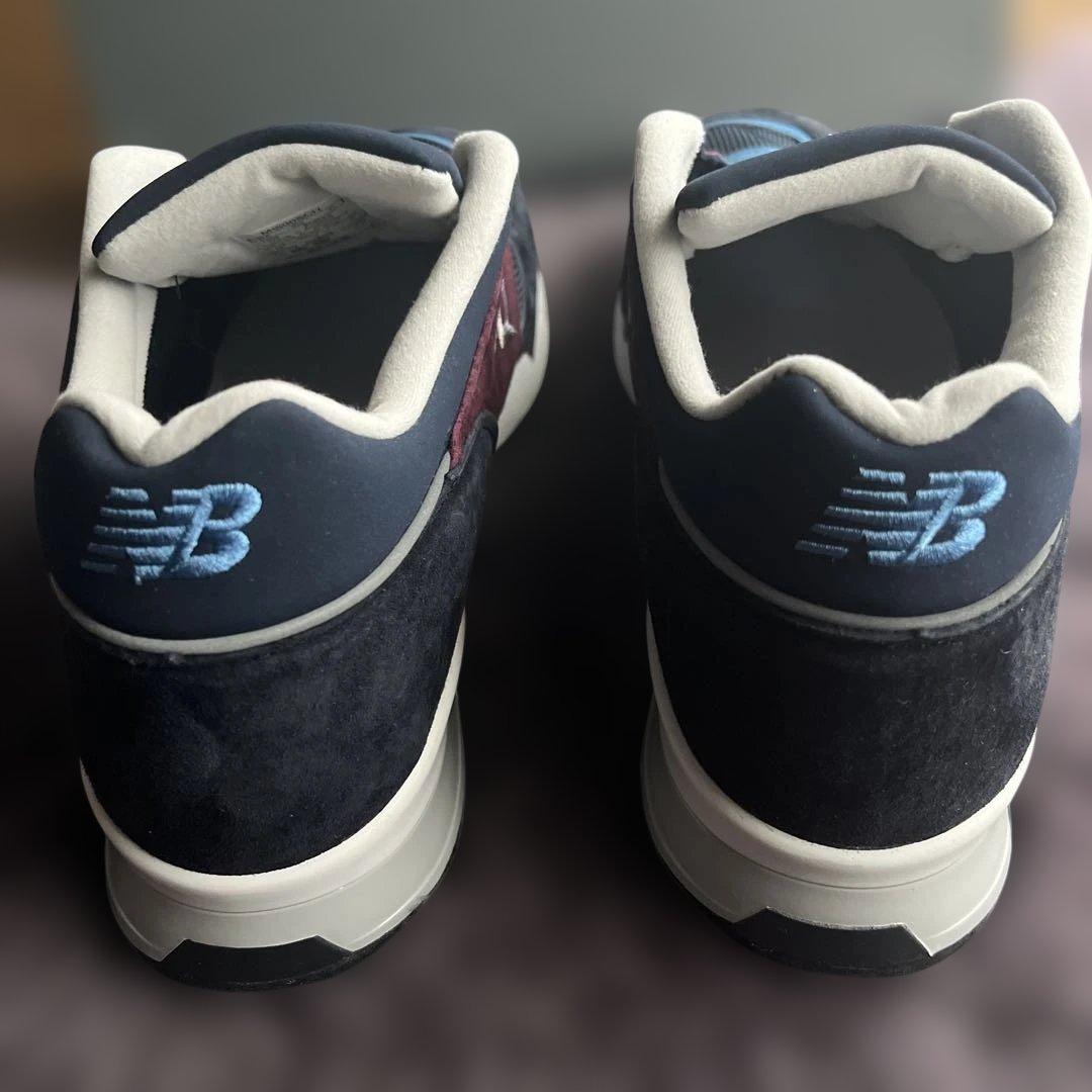 『新品、未使用』メイドインイングランドNew Balance1500日本未発売