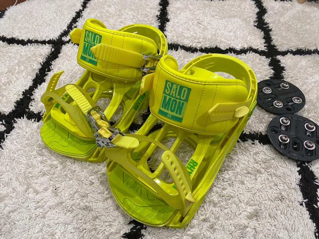 SALOMON イエロービンディング