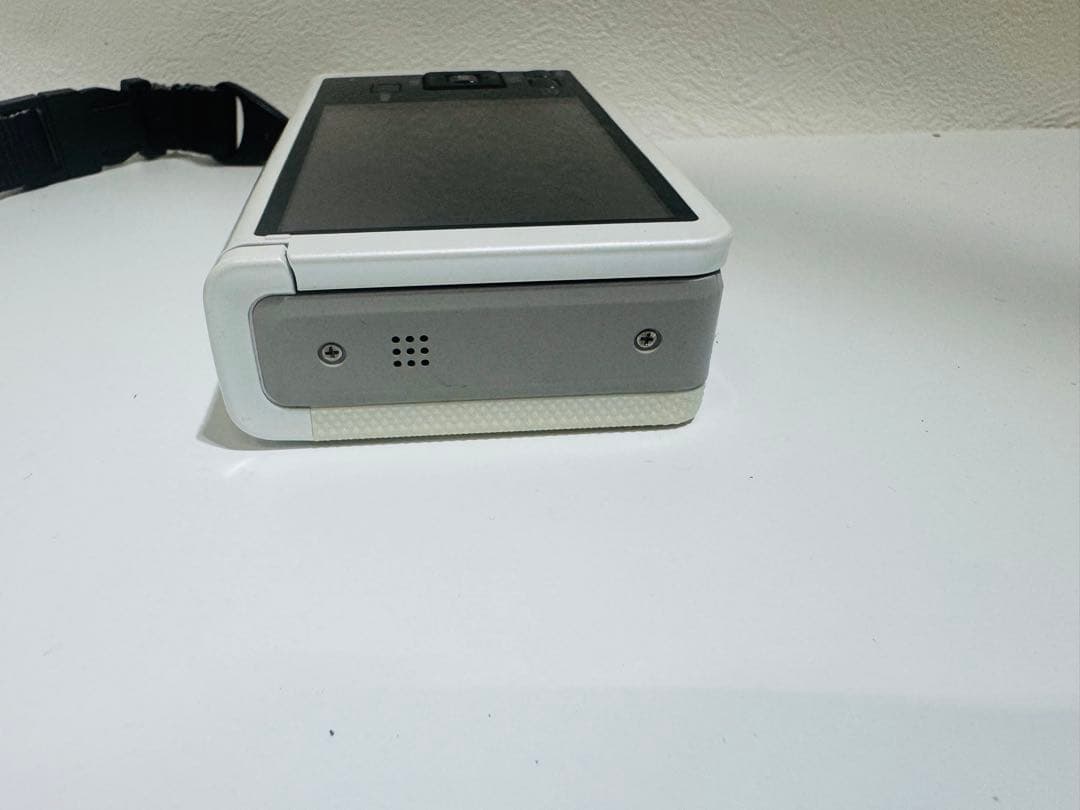 美品 CASIO EXILIM EX-ZR50 ホワイト デジタルカメラ