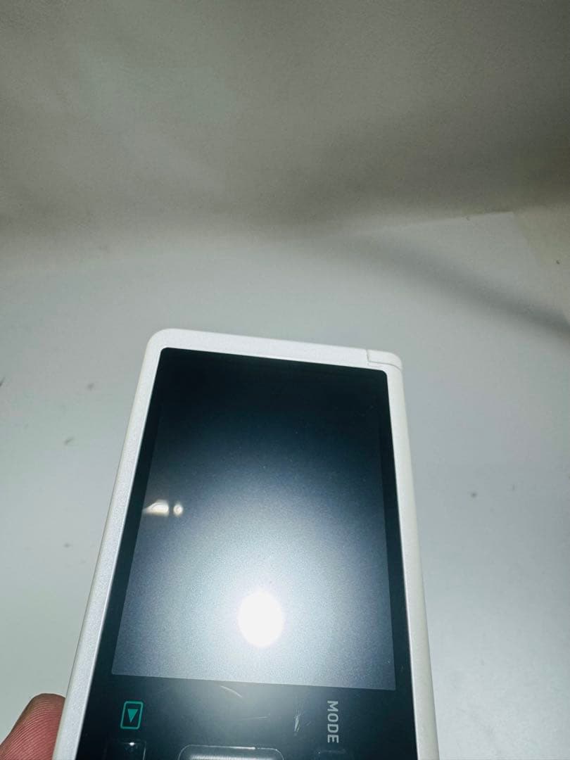 美品 CASIO EXILIM EX-ZR50 ホワイト デジタルカメラ