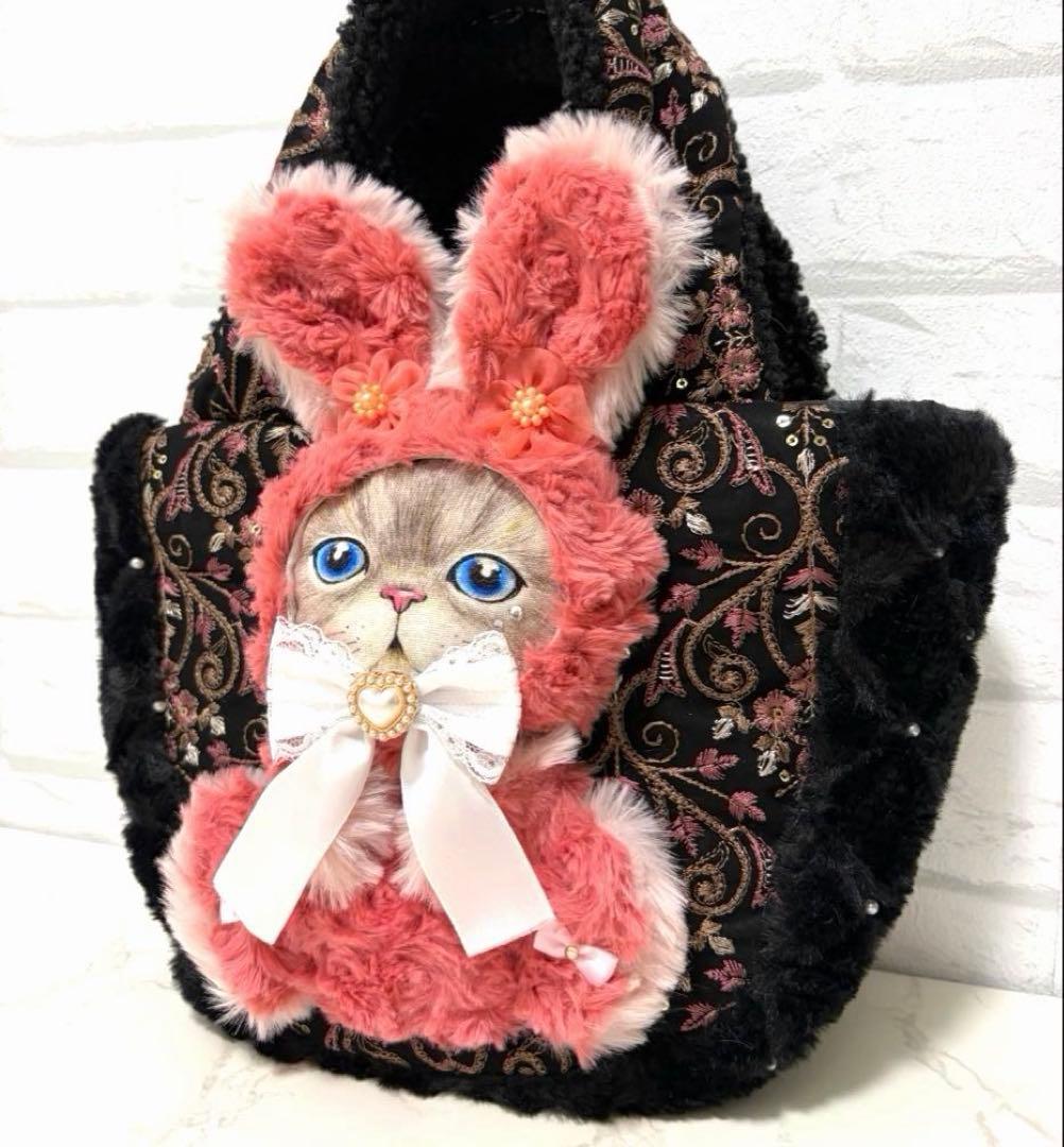 黒*こ様 コヤンイサムチョン♡インド刺繍♡ふわもこ♡ルミちゃん♡ラウンドトートバ