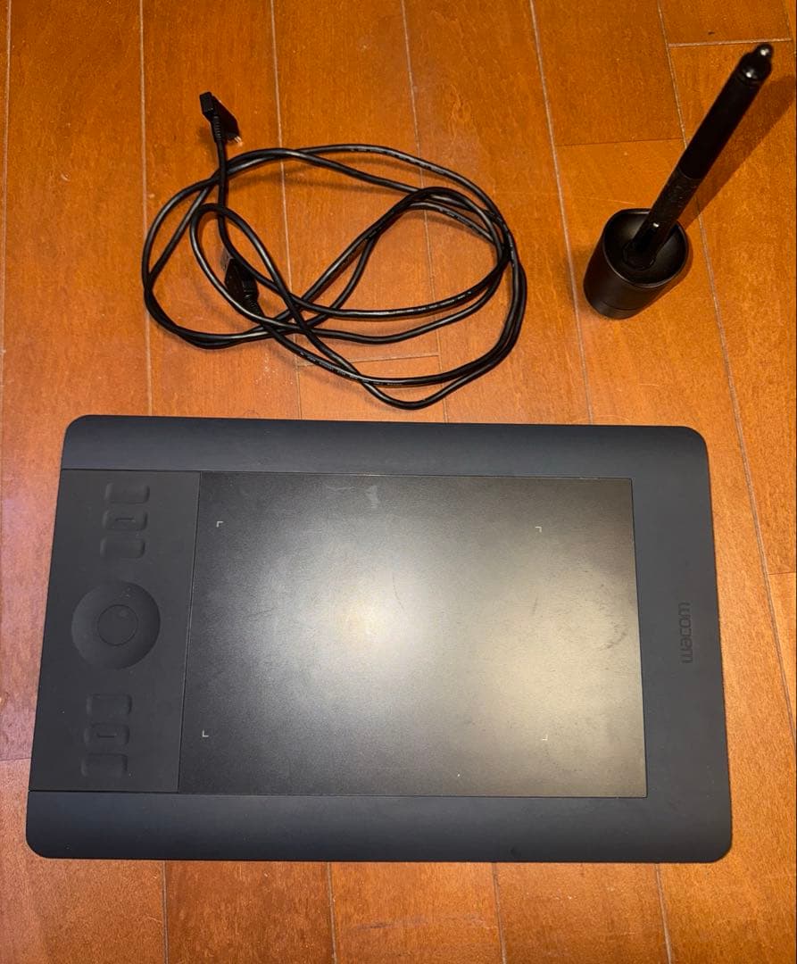 Wacom プロフェッショナルペンタブレット S Intuos5 touch