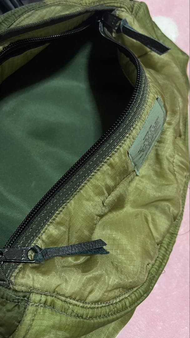 US三軒茶屋 Customized Quilted Body Bag M-65