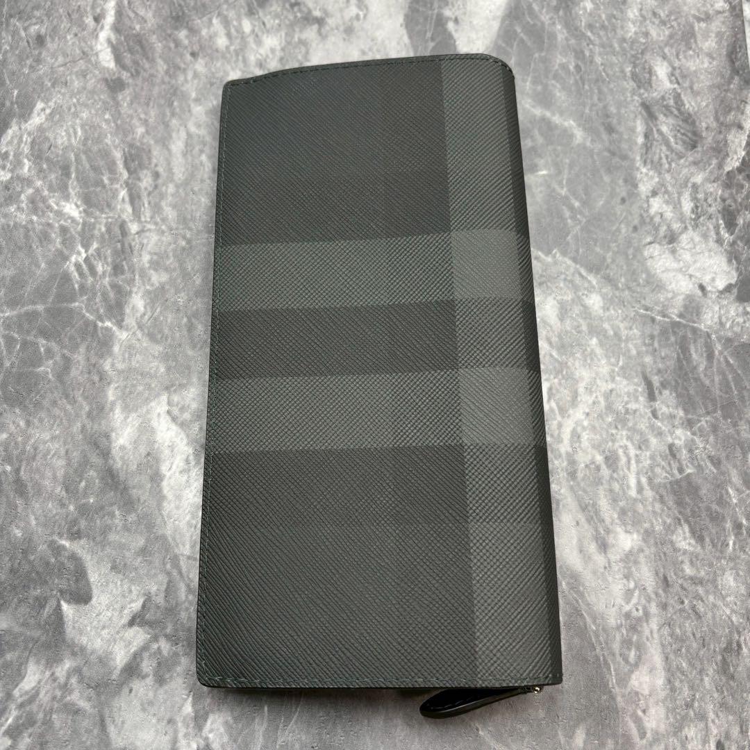 極美品✨バーバリー 長財布 2つ折り 現行モデル ブラック 箱付き