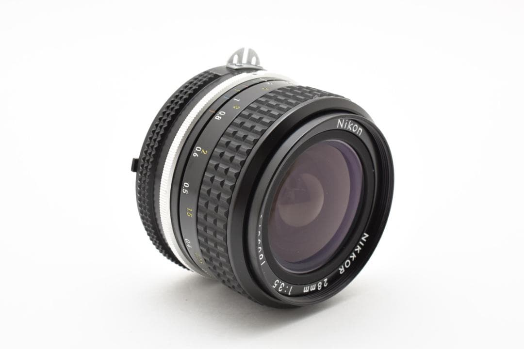 Nikon Ai NIKKOR 28mm F3.5 広角単焦点レンズ C070