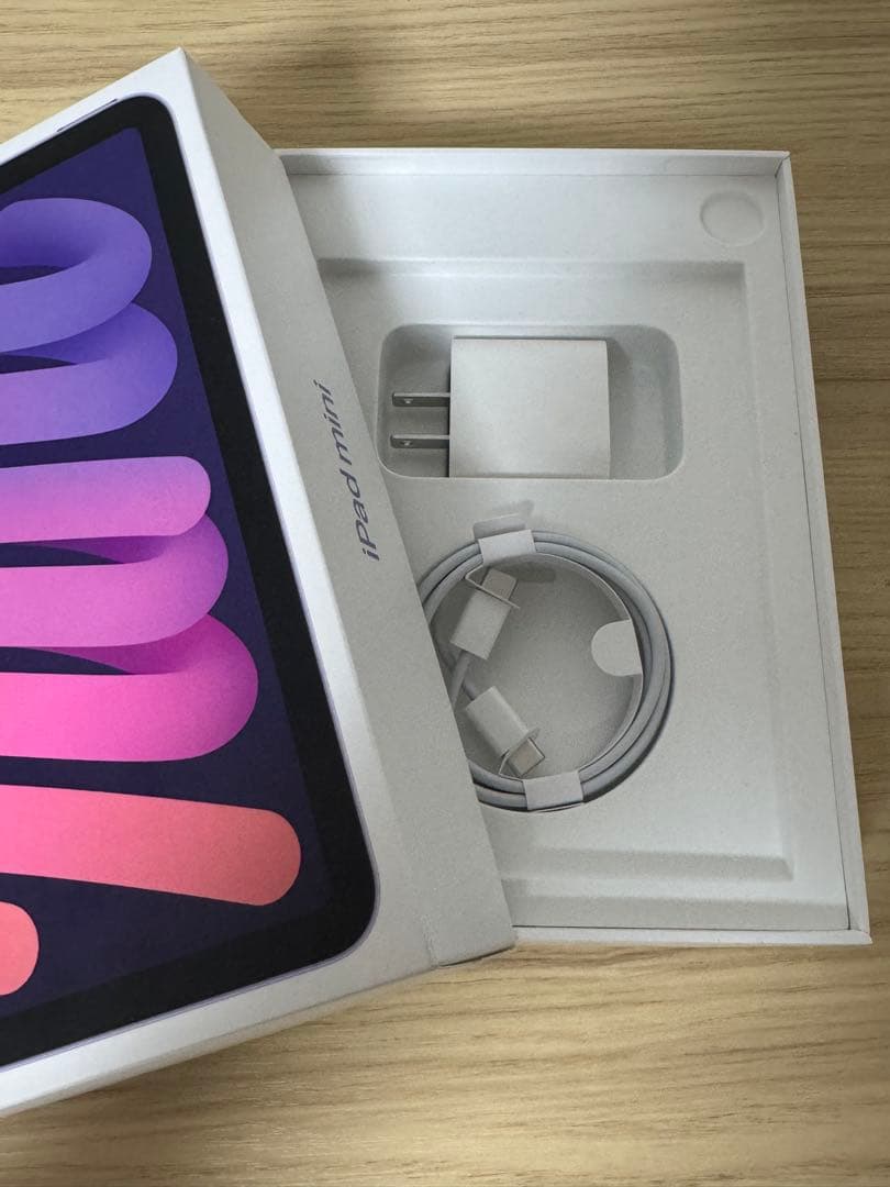 Apple iPad mini パープル 本体&充電コード