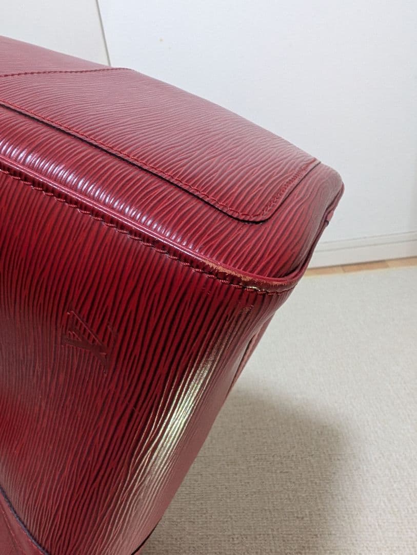 美品　ルイヴィトン エピ ボストンバッグ　赤