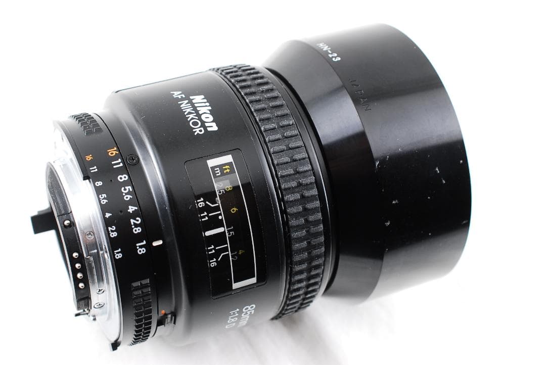 ニコン Nikon AF Nikkor 85mm F1.8D Lens
