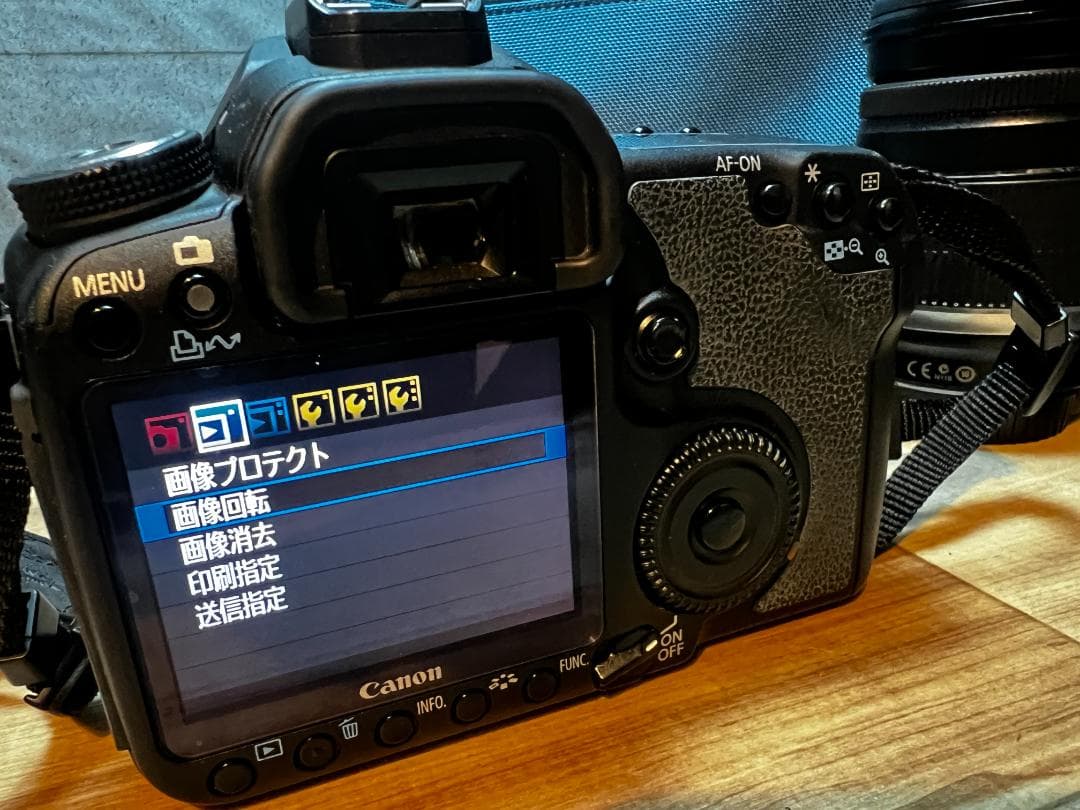 コ*ト様 canon デジタル一眼 EOS 50D 本体・望遠レンズ・バッテリー