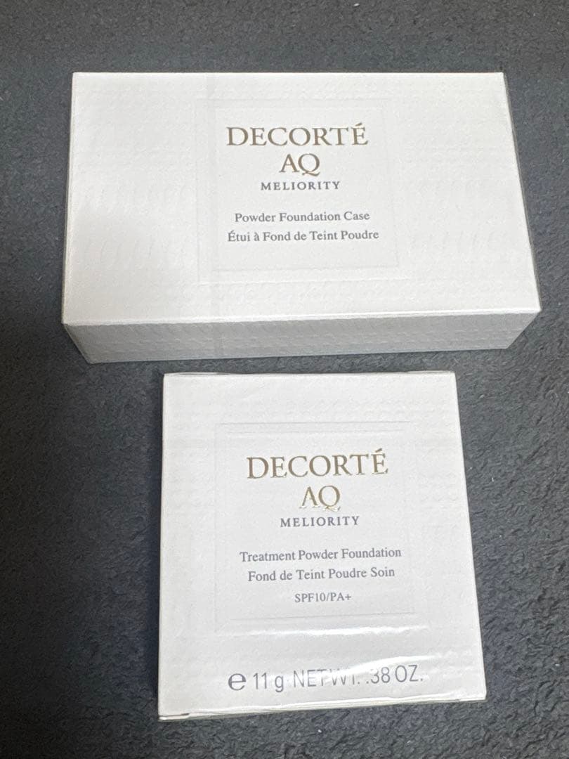 AQミリオリティトリートメントパウダーファンデーション 202 ケース