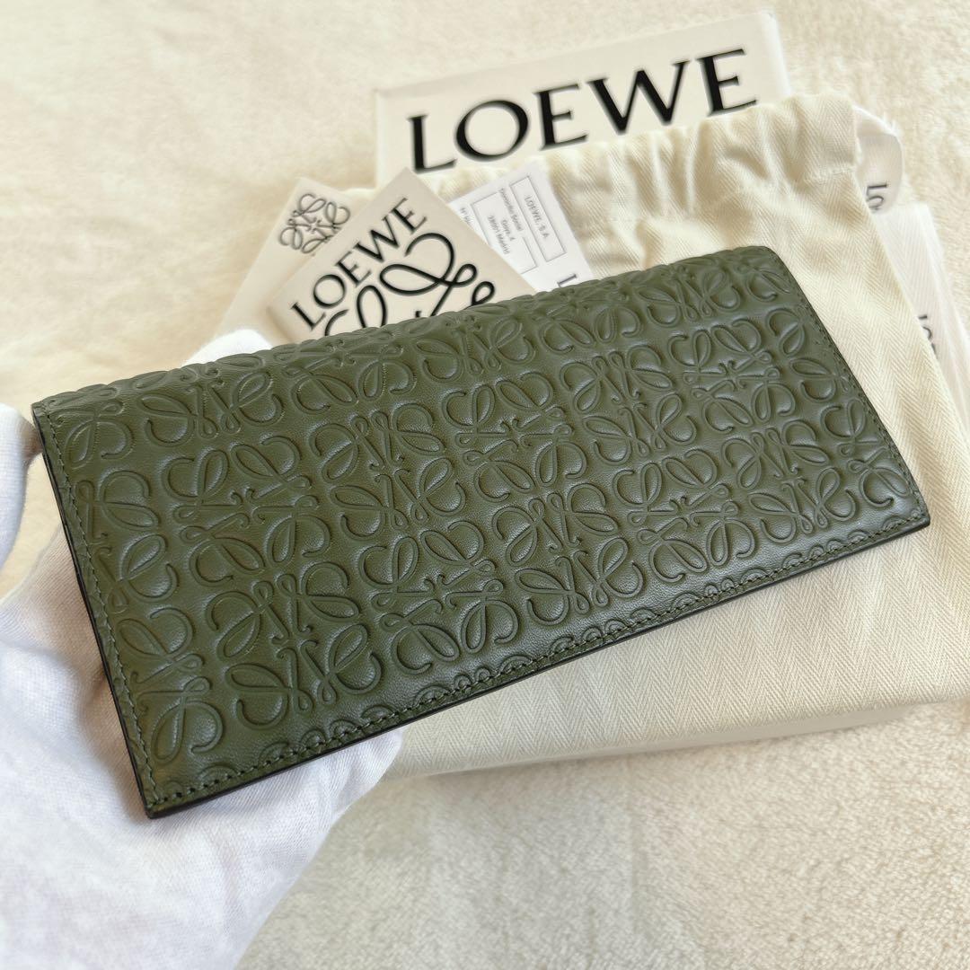 【新品未使用】ロエベ グリーン 長財布 エンボス アナグラム