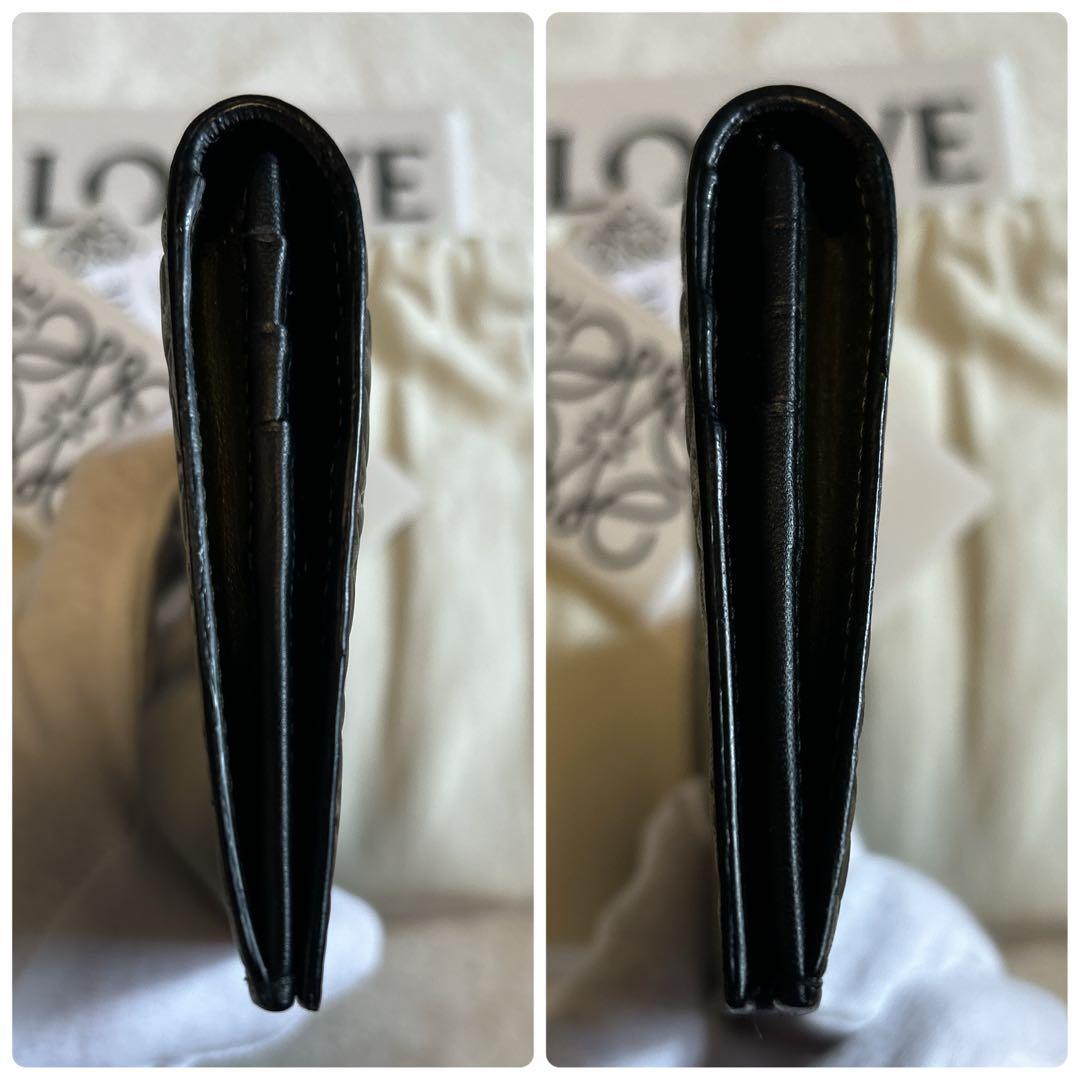 【新品未使用】ロエベ グリーン 長財布 エンボス アナグラム