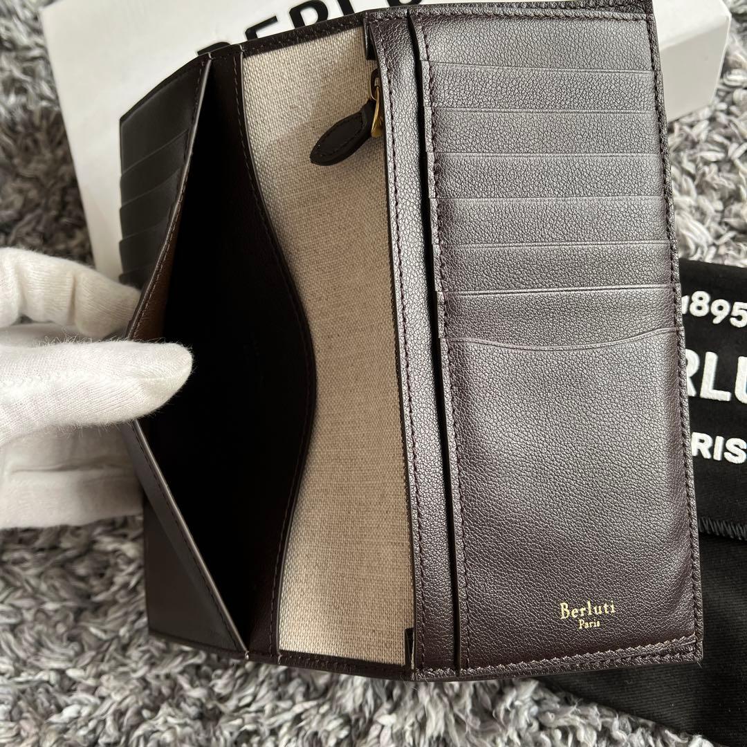 【未使用品！！】ベルルッティ バディ トワル マルブフ 長財布 ブラウン レザー
