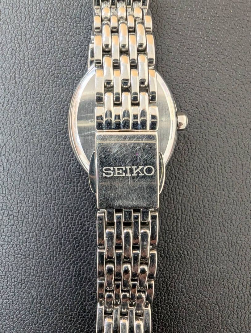 美品　SEIKO EXCELINE ソーラー腕時計　おしゃれ