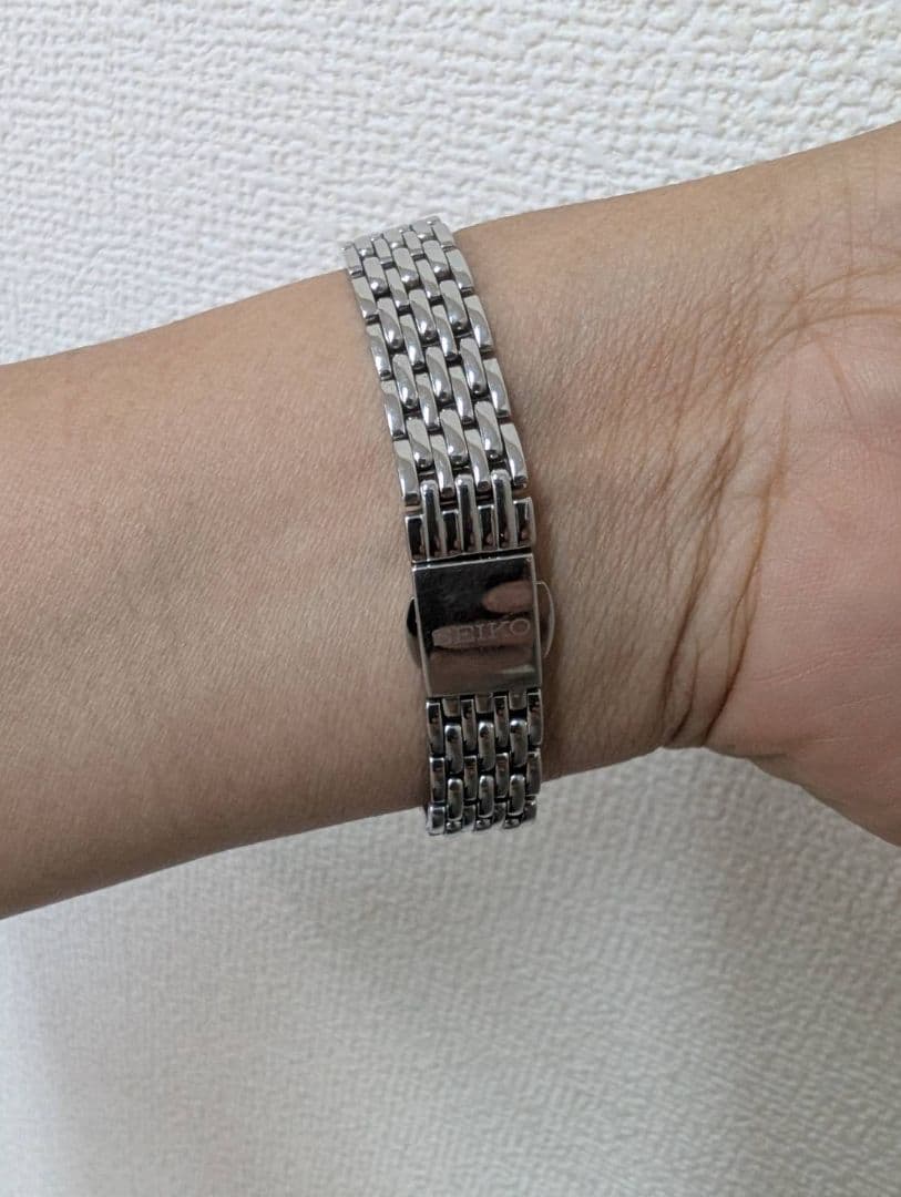 美品　SEIKO EXCELINE ソーラー腕時計　おしゃれ