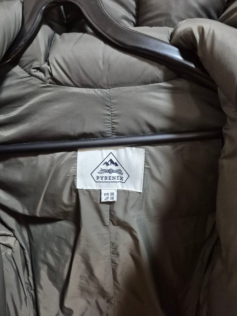c*o様 PYRENEX ベージュ ダウンジャケット美品 ボルドー FR 38