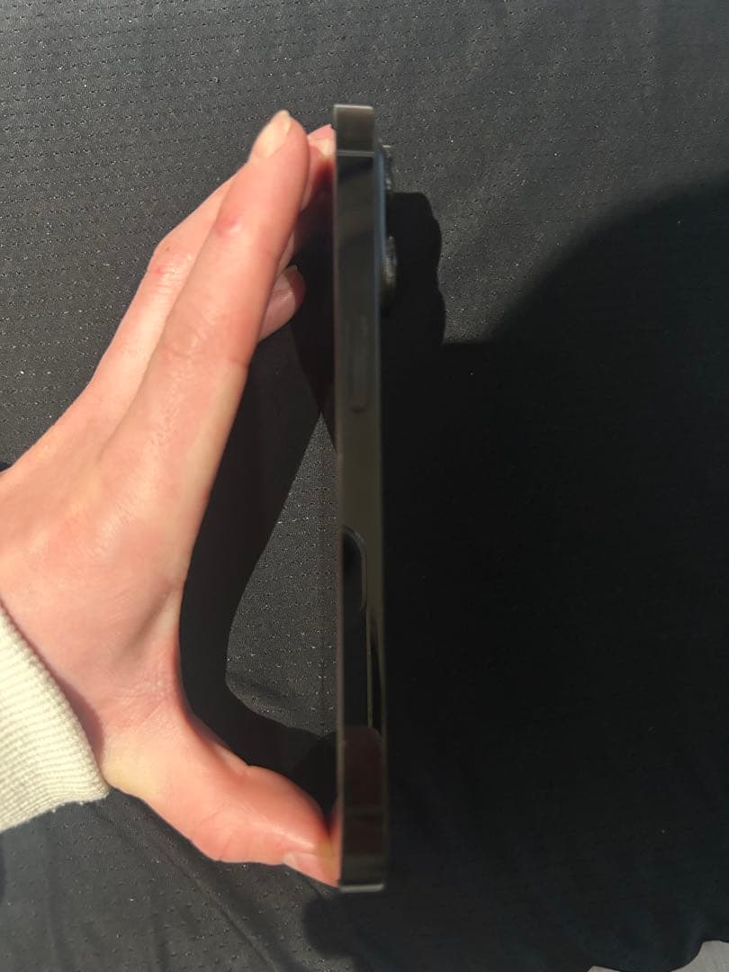 v*v様 Apple iPhone 14 Pro スペースブラック 本体