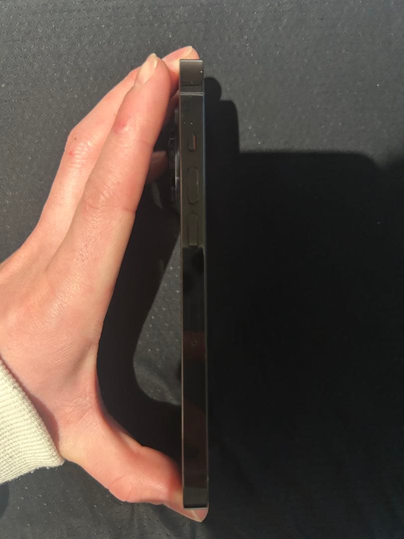 v*v様 Apple iPhone 14 Pro スペースブラック 本体