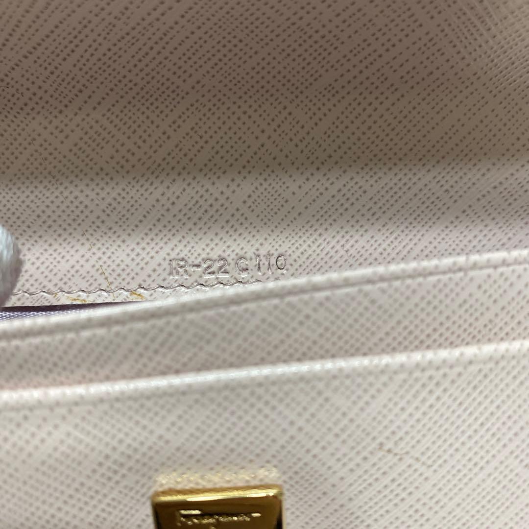 フェラガモ　SalvatoreFerragamo　名刺/カードケース　ガンチーニ