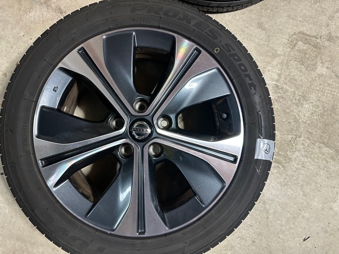 日産 17インチ ホイールセット タイヤ付き　１２日までの特価