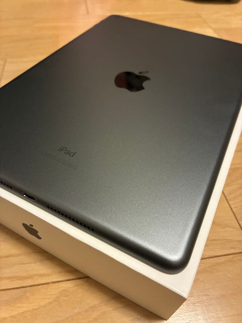 Apple iPad 10.2インチ スペースグレー 32GB 本体