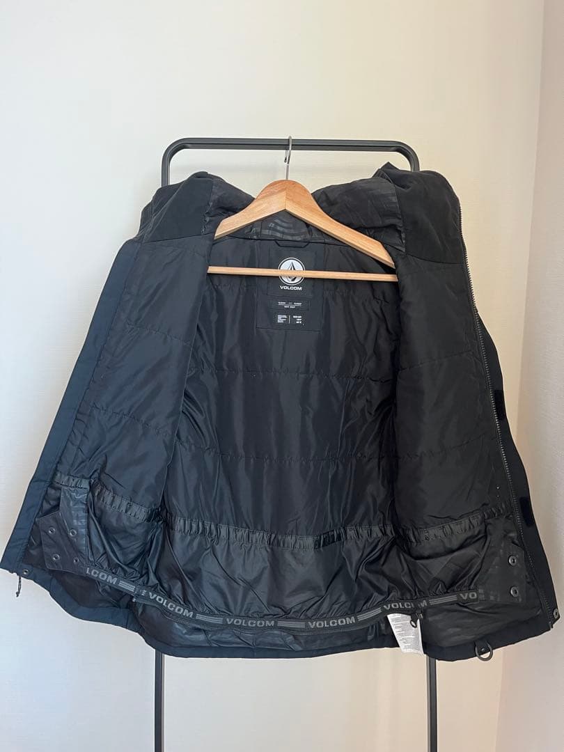 VOLCOM 子供用 スノーボードウェア 上下セット S