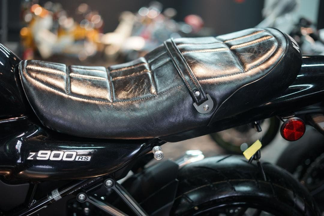 ［セール中］z900rs　シート　Javimotor　　TYPE 2　新品