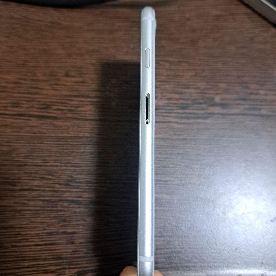 iPhone8 画面ひび割れ