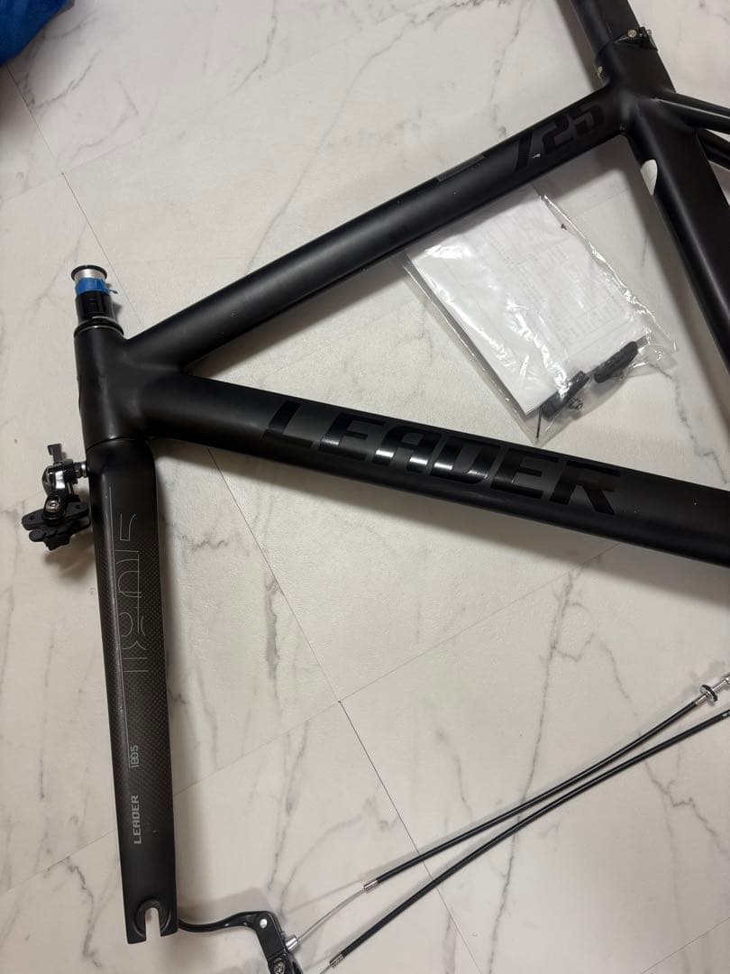 【最終値下げ早い者勝ち】LEADER マットブラック725TR