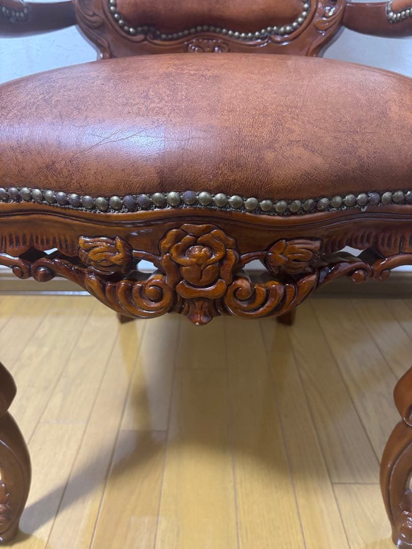 本日限定価格！革張アンティークチェア 肘掛け付 古録展 送料無料