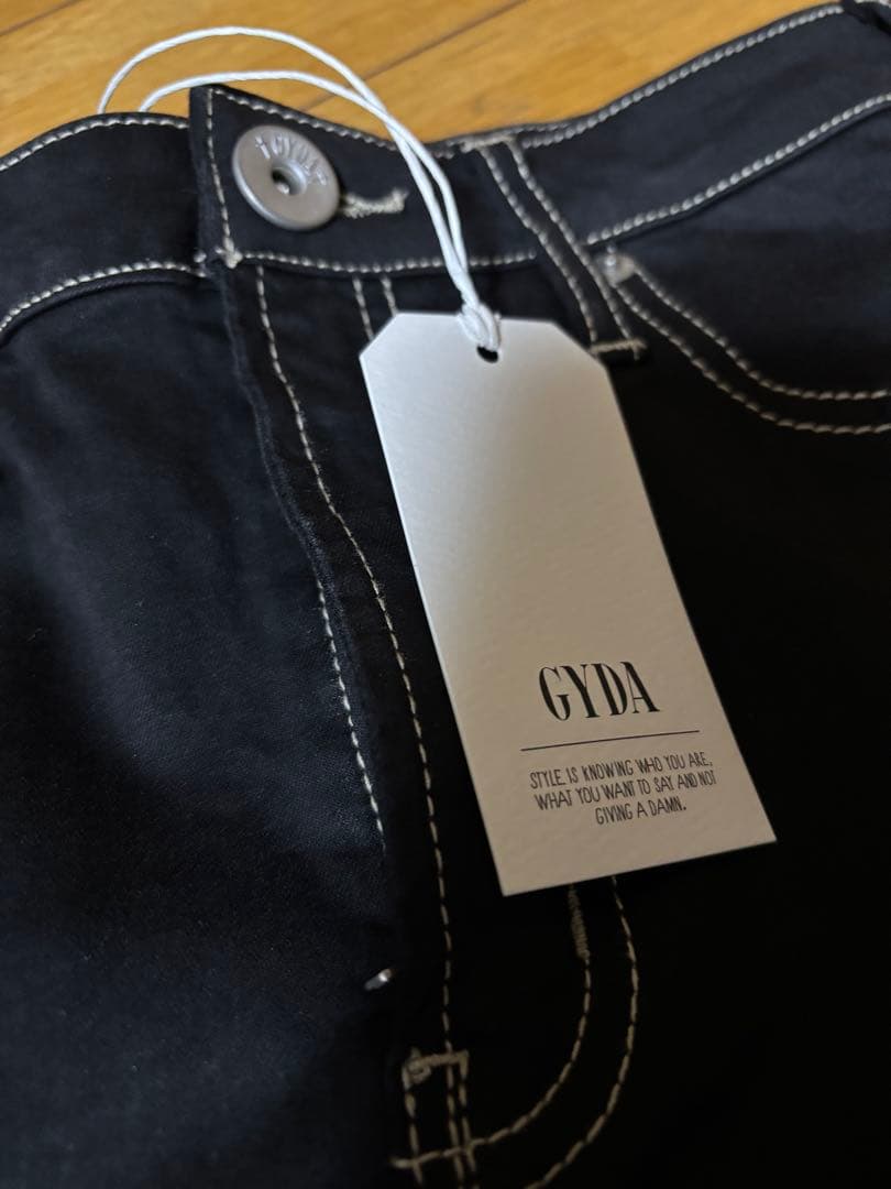 GYDA ブラック スキニーデニム