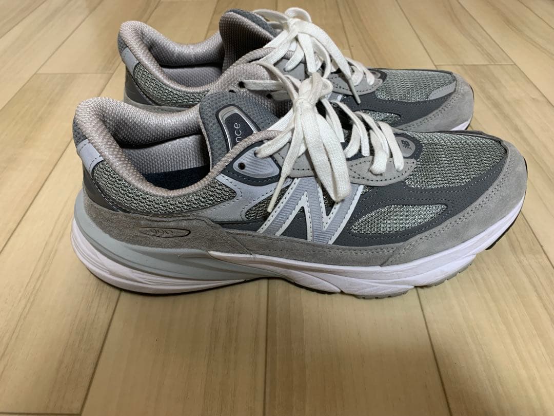 【みつ】New Balance 990 グレー スニーカー