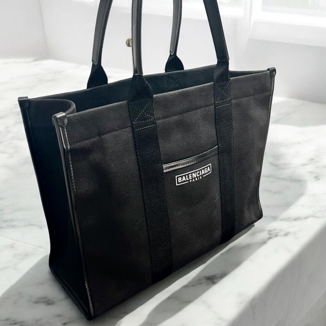 ✨正規品＆超人気商品‼️✨ バレンシアガ ハードウェア ２ＷＡＹ トートバッグ