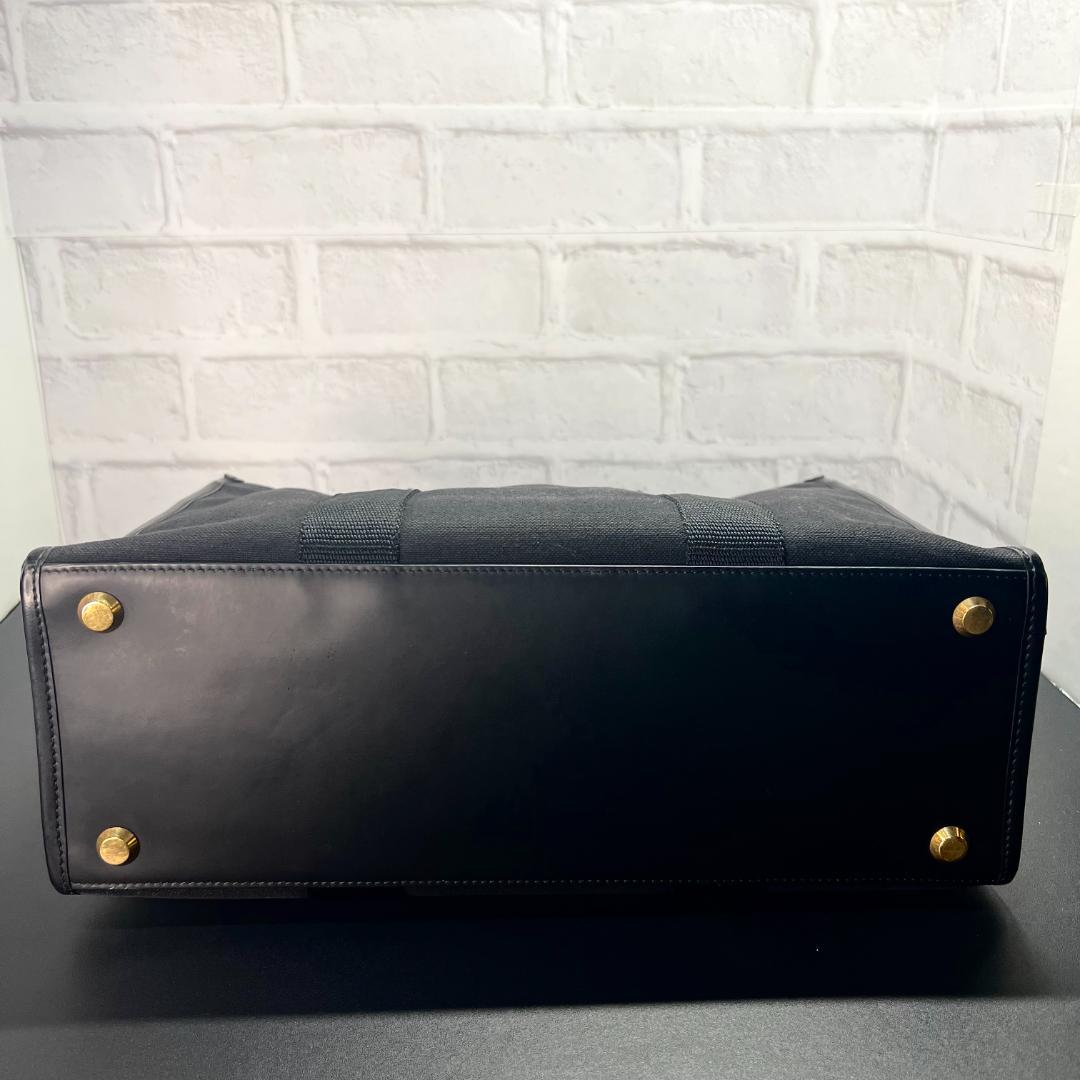 ✨正規品＆超人気商品‼️✨ バレンシアガ ハードウェア ２ＷＡＹ トートバッグ