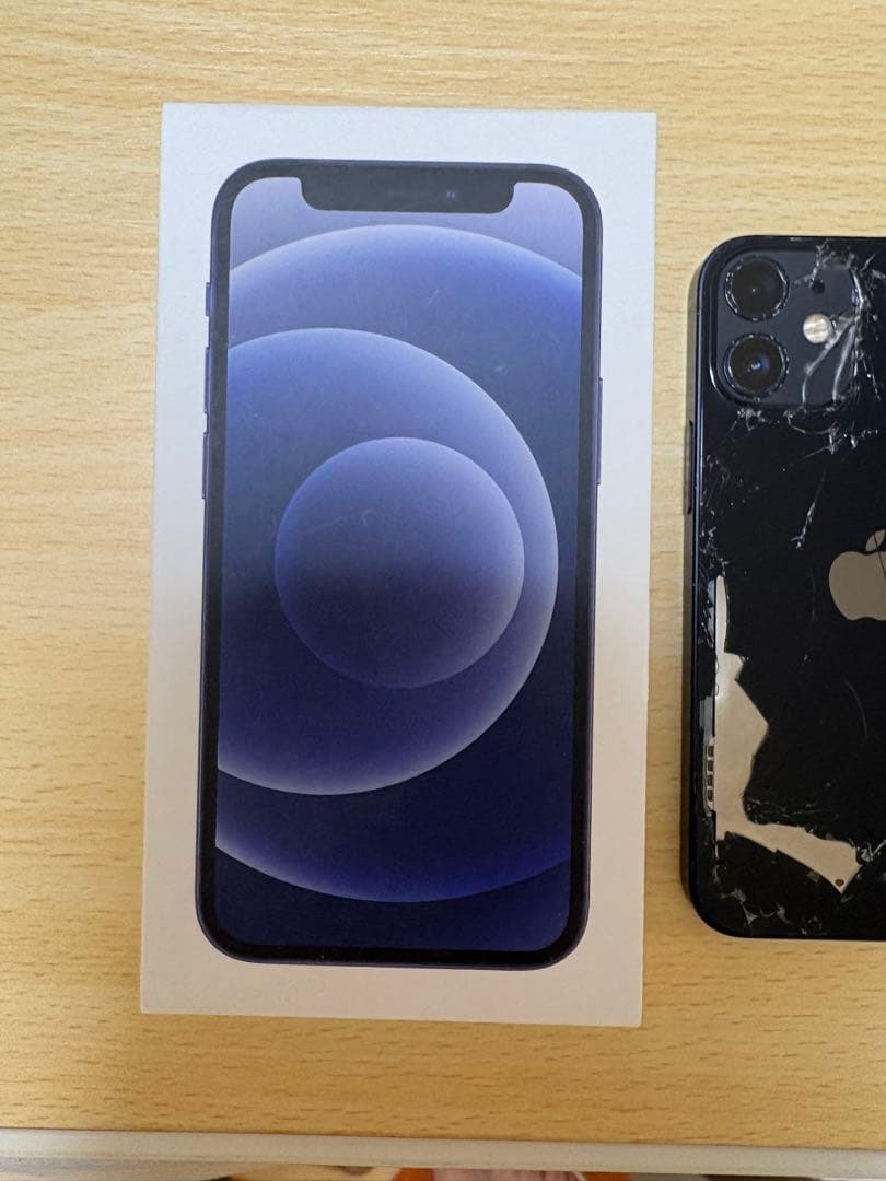 大幅値下げ中 iPhone 12 miniブラック 64GB ジャンク品