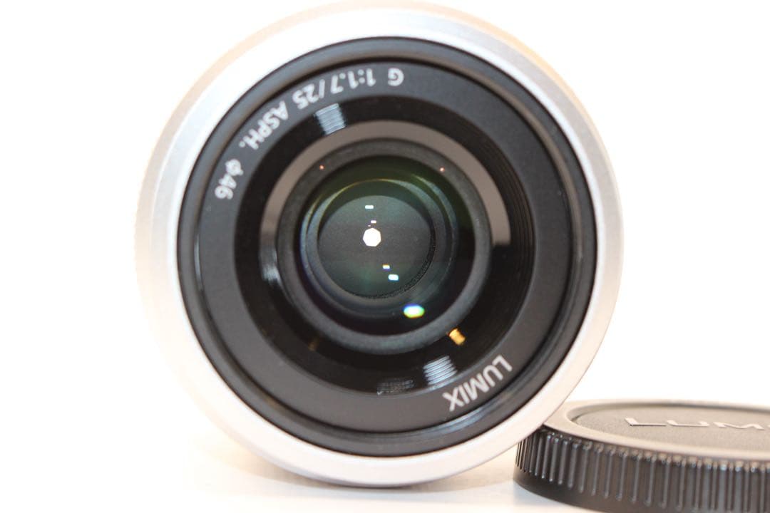 ★美品★フード付き★ LUMIX 単焦点レンズ　G 25mm H-H025