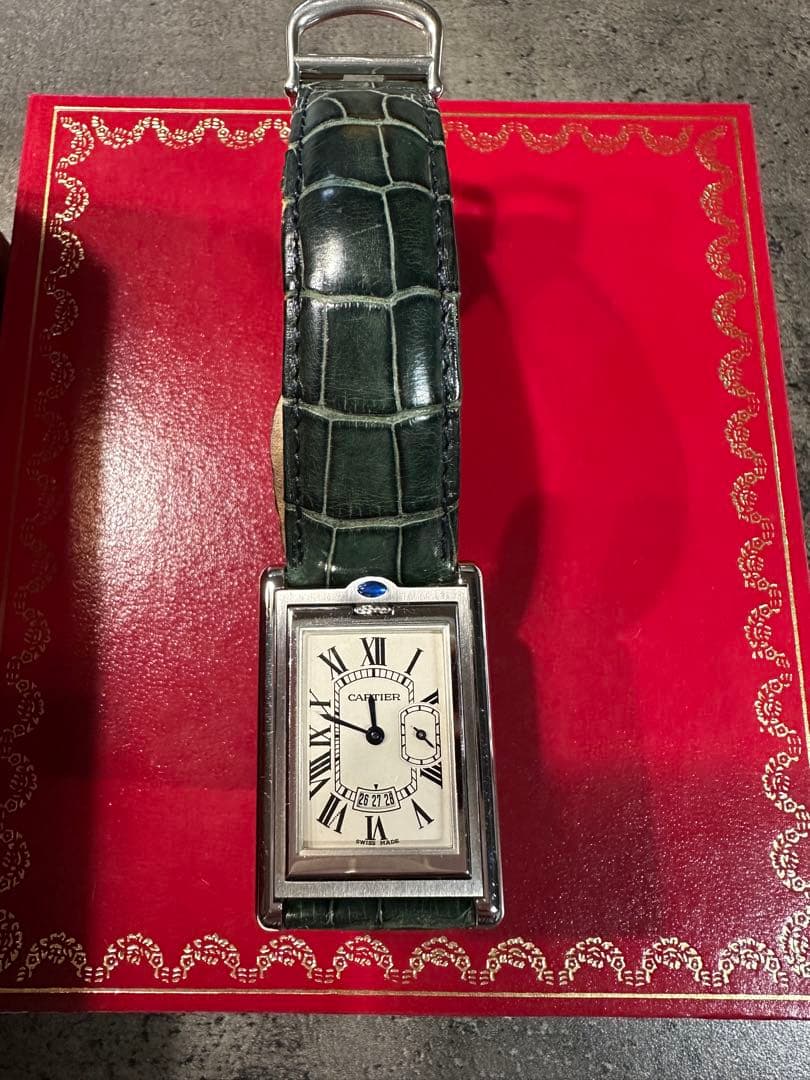 カルティエ　Cartier タンク　バスキュラント