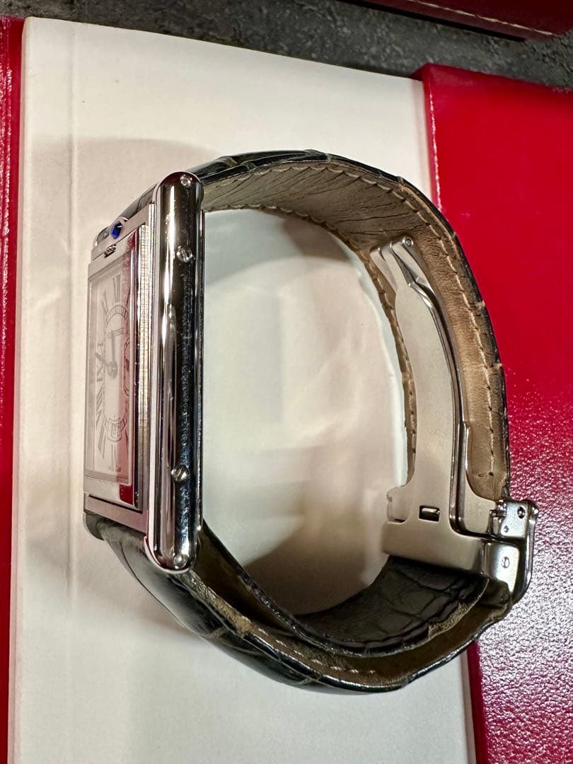 カルティエ　Cartier タンク　バスキュラント