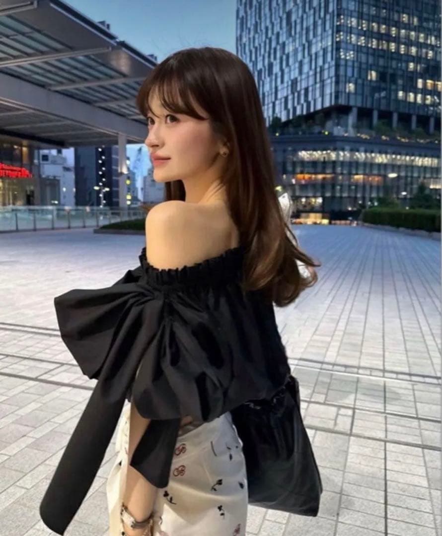 【正規品】Bibiy. NUNA RIBBON TOP