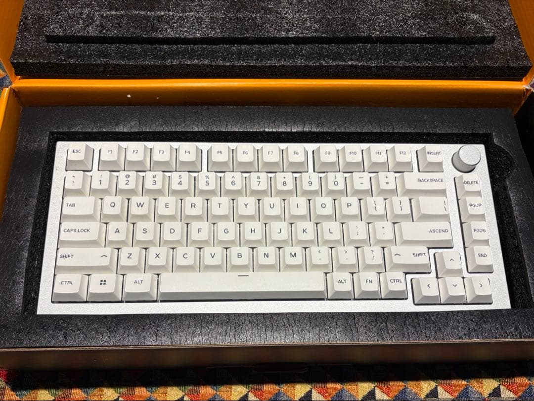 初*品様 Glorious GMMK Pro 75% メカニカルキーボード