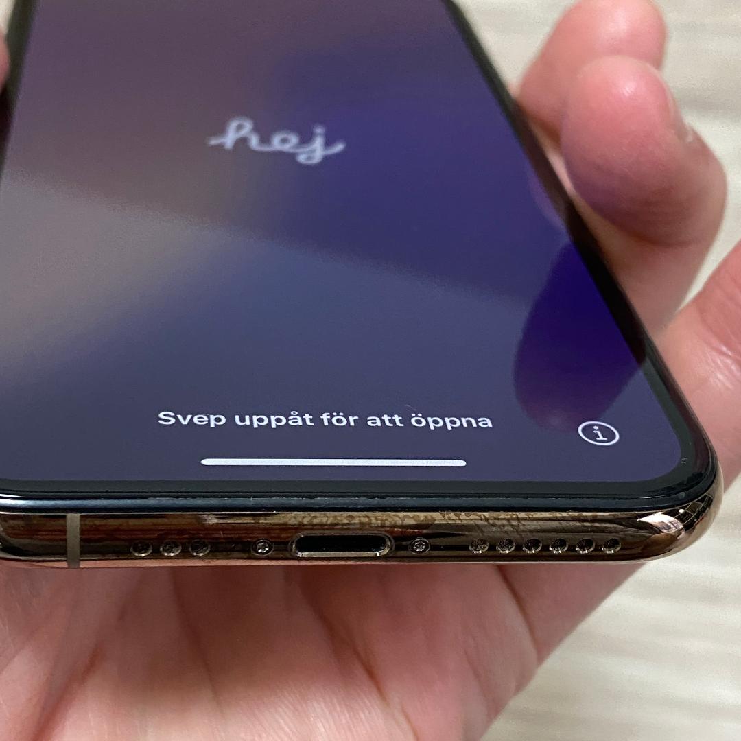 美品✨Apple iPhone xs ゴールド 本体　64GB SIMロックなし