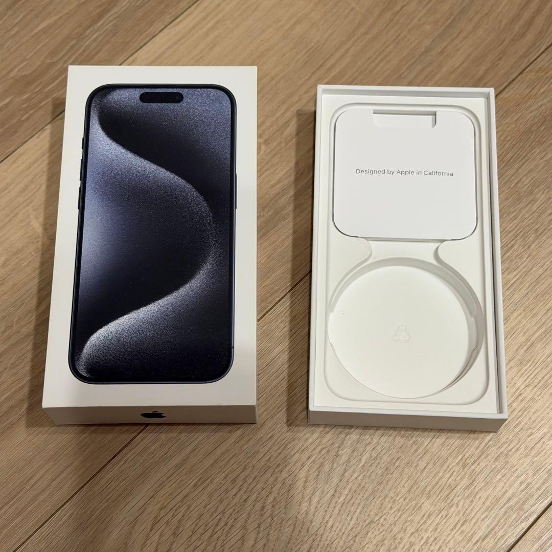 Apple iPhone 15 Pro ブルー 本体　256GB 美品
