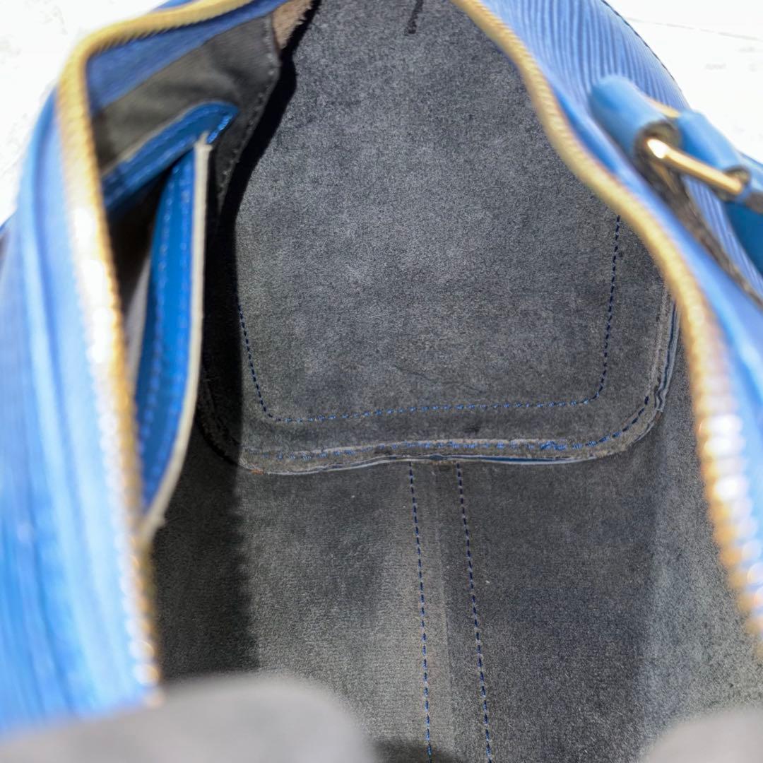 ルイヴィトン スピーディ 25 ボストンバッグ エピレザー ブルー ハンドバッグ